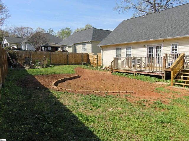 224 Riverrun Drive, Spartanburg, SC 29303