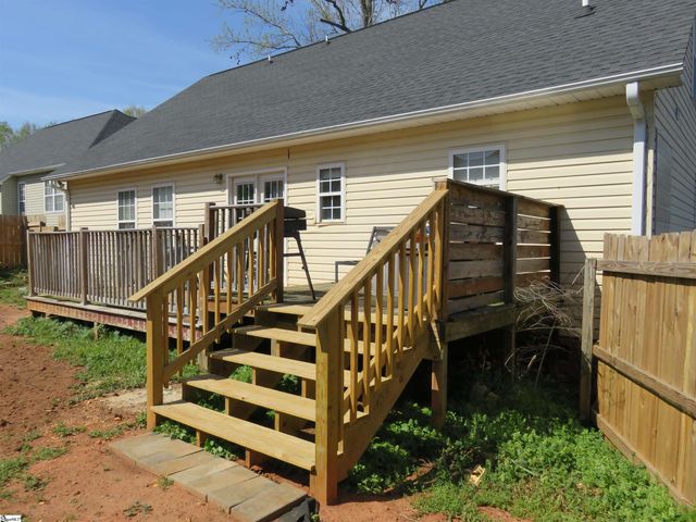 224 Riverrun Drive, Spartanburg, SC 29303