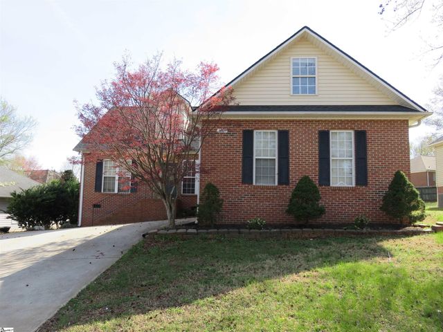 224 Riverrun Drive, Spartanburg, SC 29303