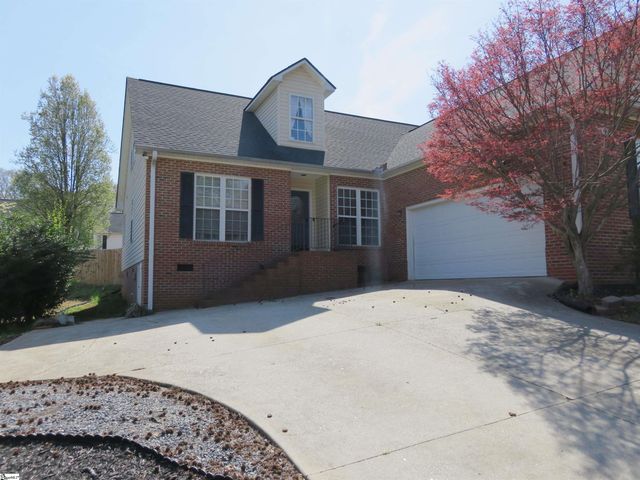 224 Riverrun Drive, Spartanburg, SC 29303