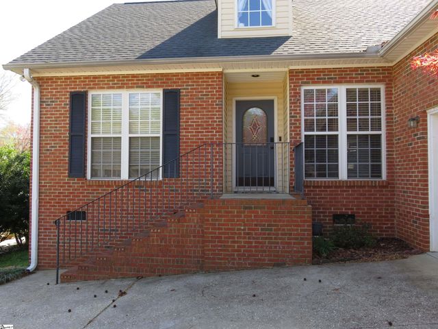 224 Riverrun Drive, Spartanburg, SC 29303