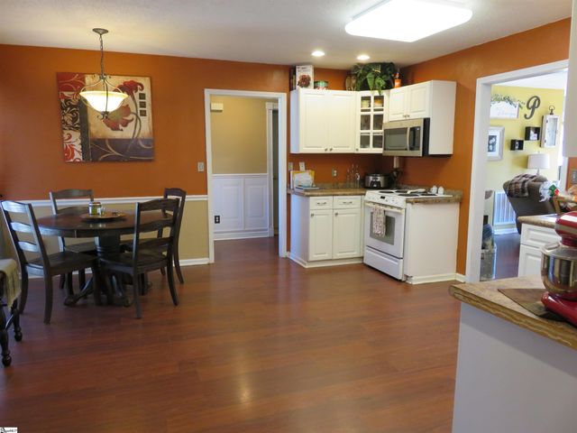 224 Riverrun Drive, Spartanburg, SC 29303