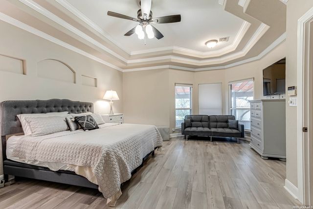 18930 Calle Cierra, San Antonio, TX 78258