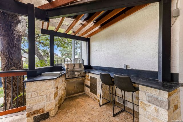 18930 Calle Cierra, San Antonio, TX 78258