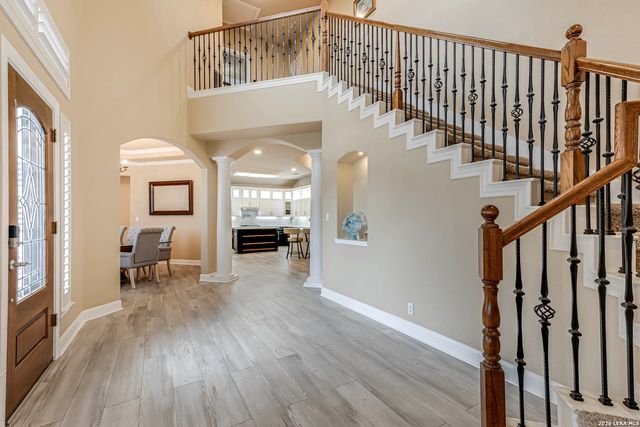 18930 Calle Cierra, San Antonio, TX 78258