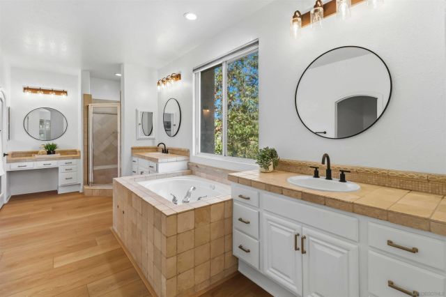 3255 Rancho Companero, Carlsbad, CA 92009