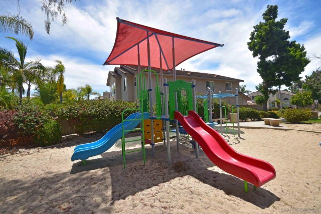 3255 Rancho Companero, Carlsbad, CA 92009