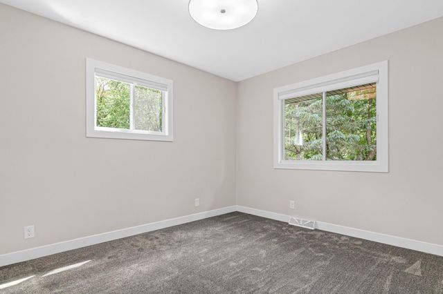 2593 Germain Street N, Maplewood, MN 55109