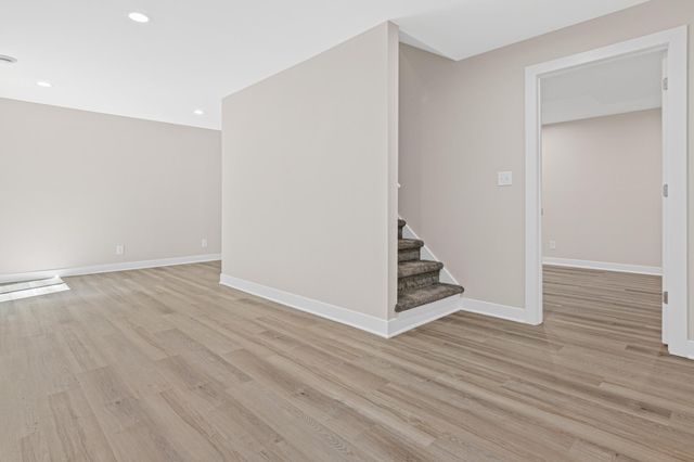 2593 Germain Street N, Maplewood, MN 55109