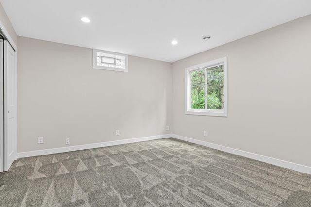 2593 Germain Street N, Maplewood, MN 55109