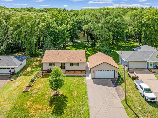 2593 Germain Street N, Maplewood, MN 55109