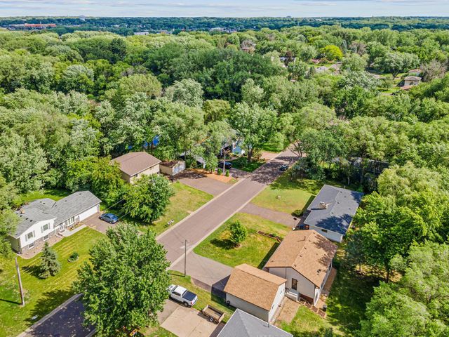 2593 Germain Street N, Maplewood, MN 55109