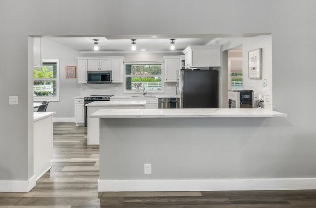 1401 Pelham Road, Wellington, FL 33414