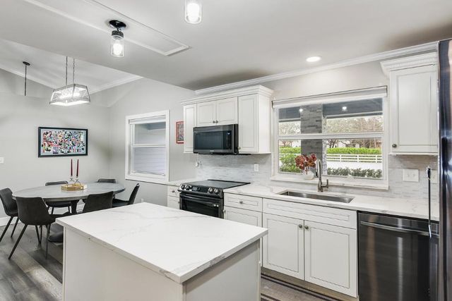 1401 Pelham Road, Wellington, FL 33414