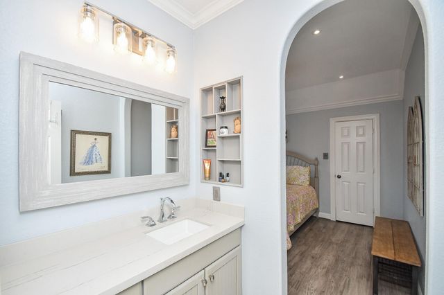 7106 Habersham Avenue, Sugar Land, TX 77479