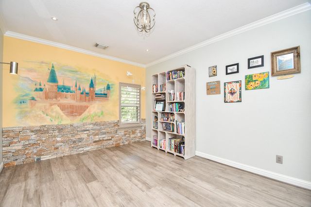 7106 Habersham Avenue, Sugar Land, TX 77479