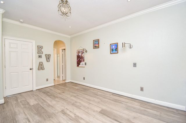 7106 Habersham Avenue, Sugar Land, TX 77479