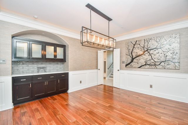 7106 Habersham Avenue, Sugar Land, TX 77479