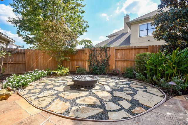 7106 Habersham Avenue, Sugar Land, TX 77479