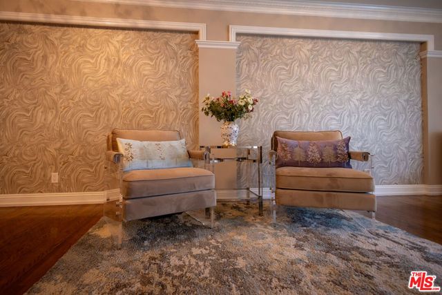 6449 Radford Avenue, North Hollywood, CA 91606