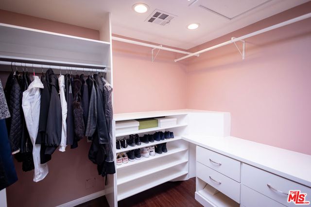 6449 Radford Avenue, North Hollywood, CA 91606