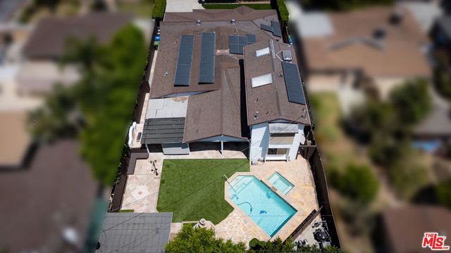 6449 Radford Avenue, North Hollywood, CA 91606