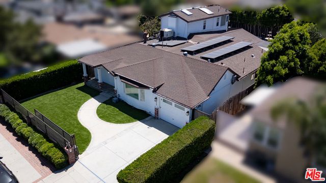 6449 Radford Avenue, North Hollywood, CA 91606