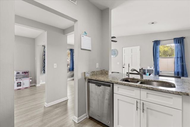 609 E HIGHLAND STREET, Altamonte Springs, FL 32701