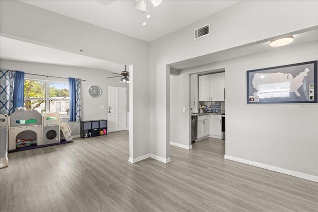 609 E HIGHLAND STREET, Altamonte Springs, FL 32701