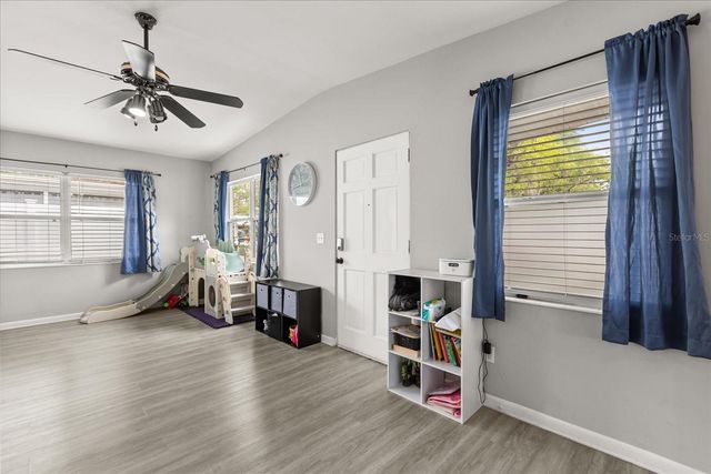 609 E HIGHLAND STREET, Altamonte Springs, FL 32701