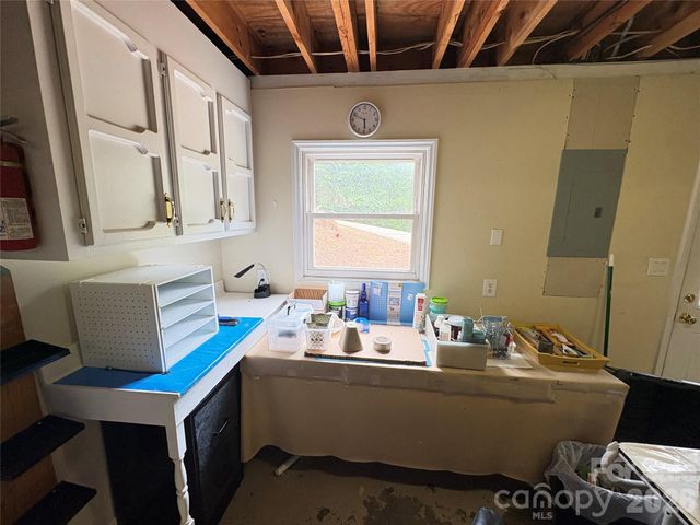 214 Fallingwood Circle, Gastonia, NC 28056