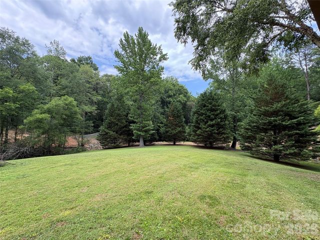 214 Fallingwood Circle, Gastonia, NC 28056