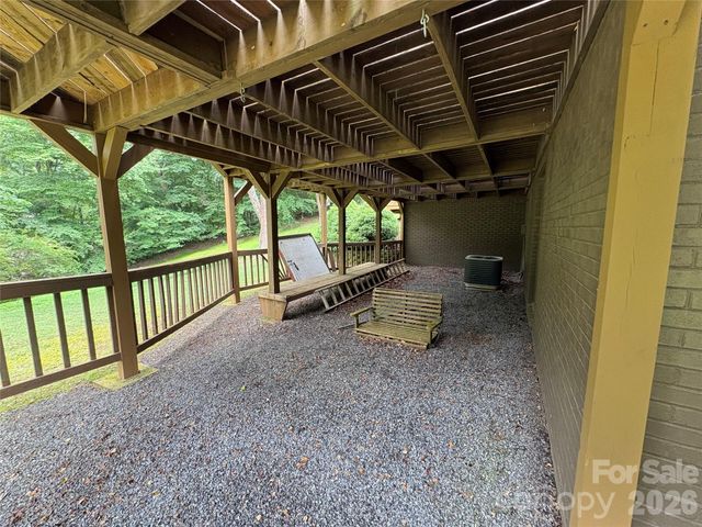 214 Fallingwood Circle, Gastonia, NC 28056