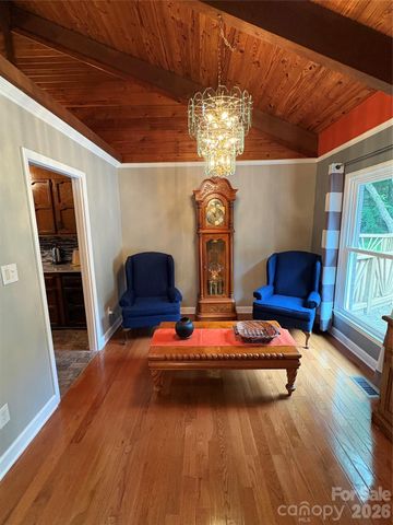 214 Fallingwood Circle, Gastonia, NC 28056