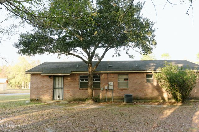 1405 Kingfisher Drive, Gautier, MS 39553