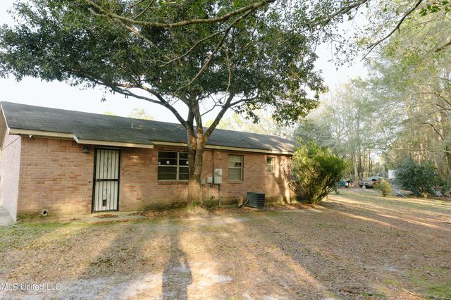 1405 Kingfisher Drive, Gautier, MS 39553