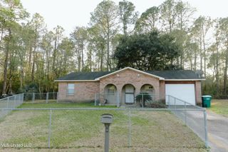 1405 Kingfisher Drive, Gautier, MS 39553