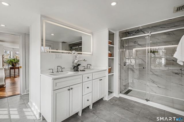 371 Wilton Road West, Ridgefield, CT 06877