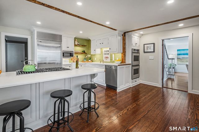 371 Wilton Road West, Ridgefield, CT 06877