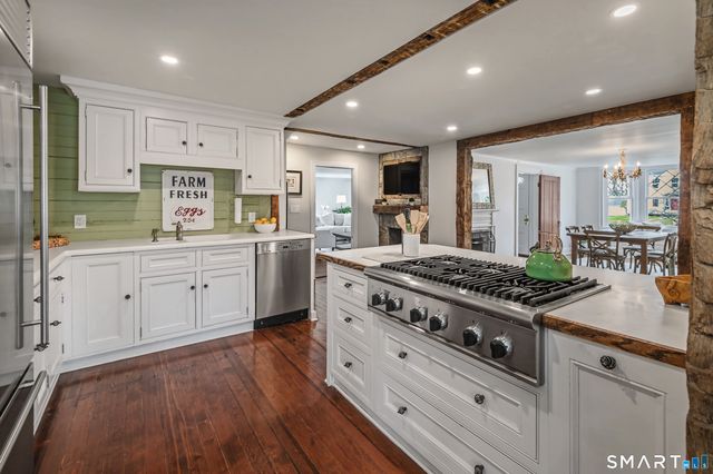 371 Wilton Road West, Ridgefield, CT 06877