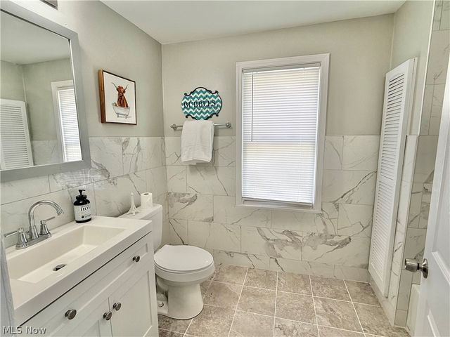 3393 98th Street, Cleveland, OH 44102