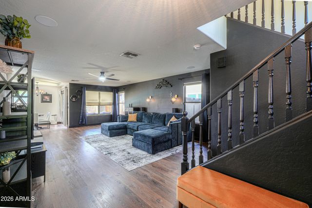 731 E REFLECTION Place, Chandler, AZ 85286