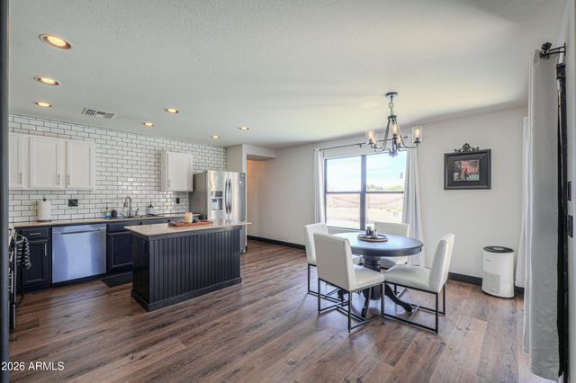 731 E REFLECTION Place, Chandler, AZ 85286