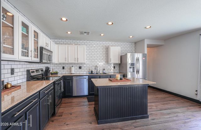 731 E REFLECTION Place, Chandler, AZ 85286