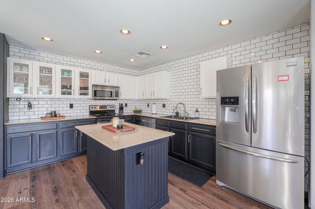 731 E REFLECTION Place, Chandler, AZ 85286