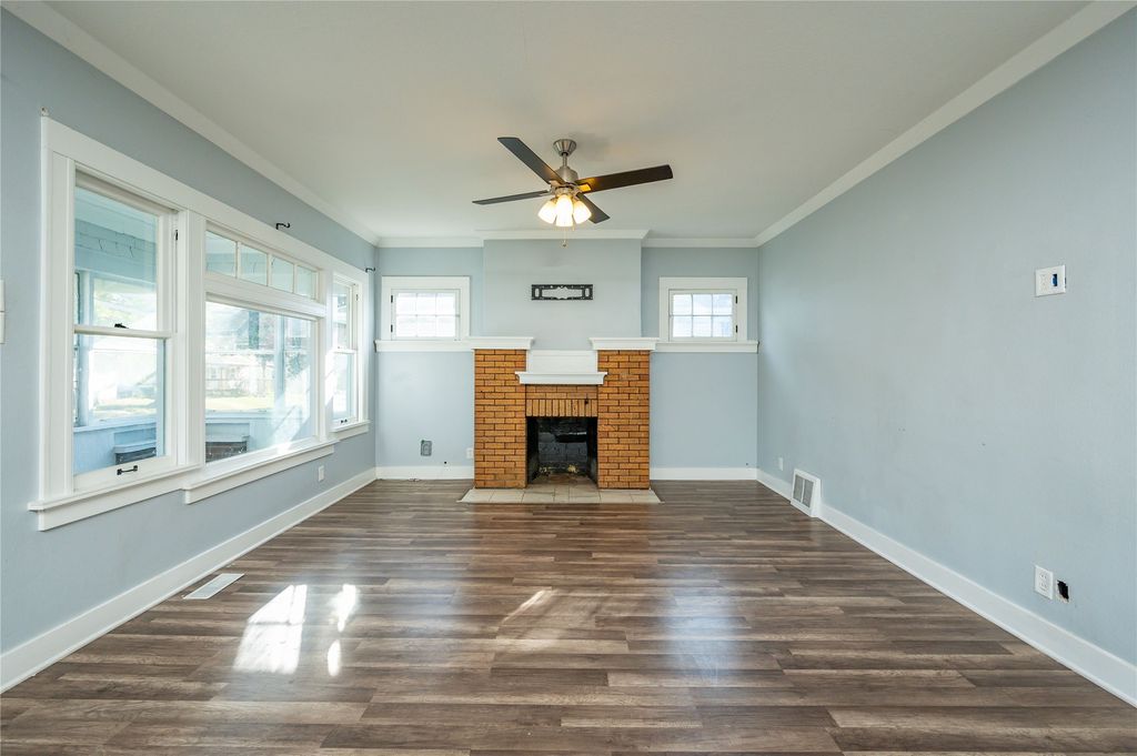 3118 1st Street, Des Moines, IA 50313