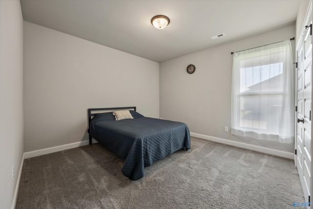 131 Kambry Grove Drive, Huntsville, AL 35811