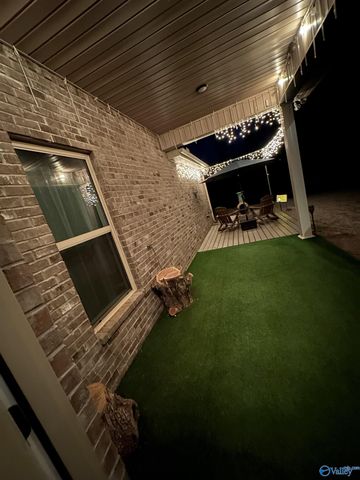 131 Kambry Grove Drive, Huntsville, AL 35811