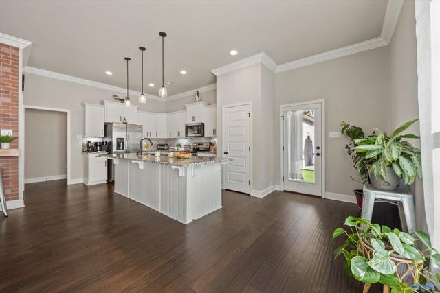 131 Kambry Grove Drive, Huntsville, AL 35811