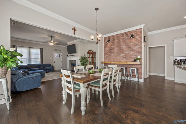 131 Kambry Grove Drive, Huntsville, AL 35811